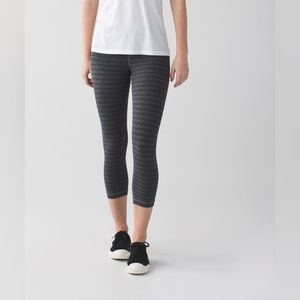 Lululemon Wunder Under crop leggings